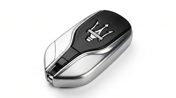 MASERATI KEY ART FRAME — Premium Wanddeko | Limited Edition